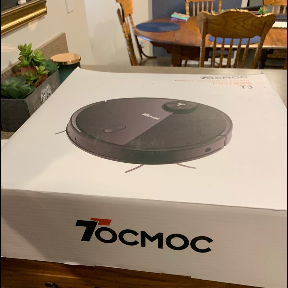 ROBOT VACUUM